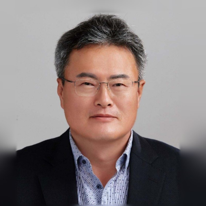 KIM DAE-HYUN