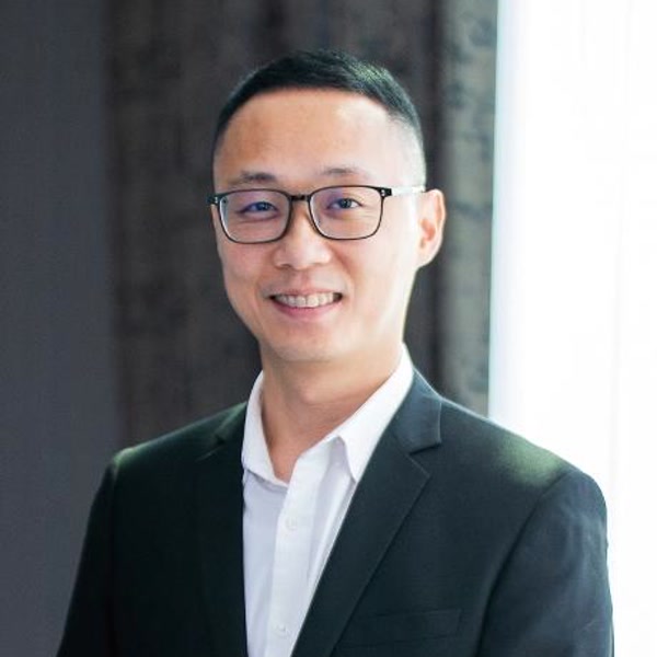 VIC LAM